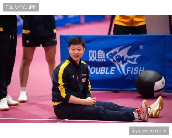 杨昊训练完直接拎着爱马仕去接娃，这反差谁懂