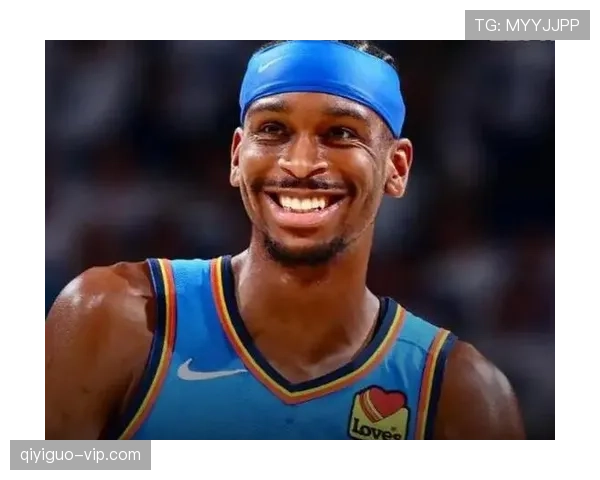 亚历山大利用突破拉开空间，效率明显优于队内外线投手