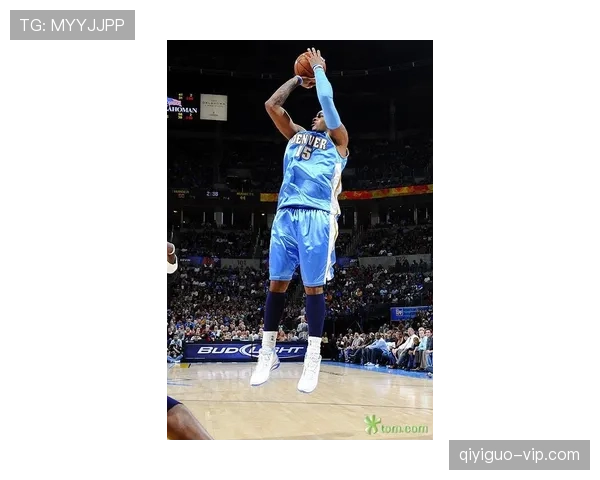 卡梅隆·安东尼三分命中拉开差距，助尼克斯提升关键时刻得分效率