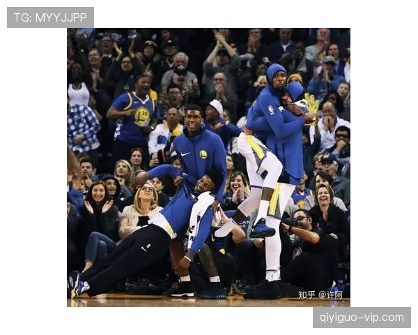 全面解析NBA中替补席管理规则的适用场景与惩罚措施